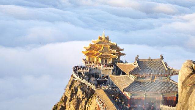 老君山15人精品小團◆導遊陪爬＋上門接駁＋高速直達景區＋純玩