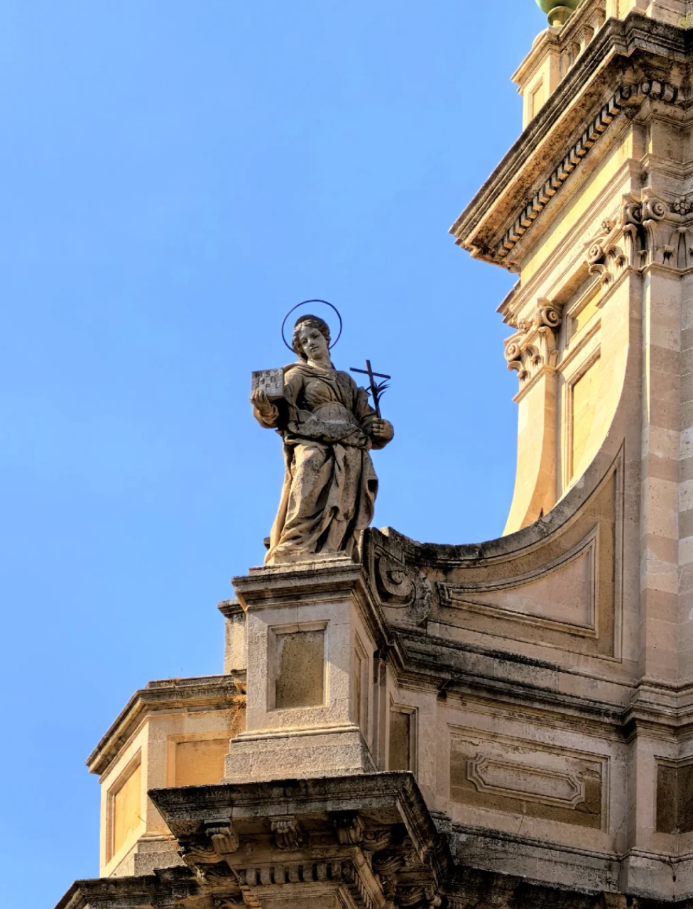 1-day tour in Catania, Italy [Pick-up service & Flexible itinerary]