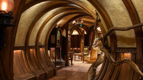 Hobbiton village + Rotorua tour from Auckland with Wai-O-Tapu thermal wonderland Day Tours