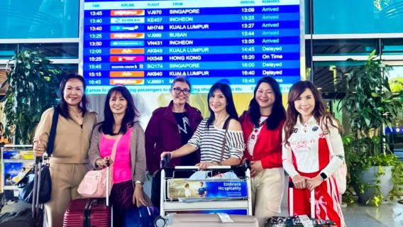 บริการเหมารถระดับธุรกิจในดานัง (รถหรู - CANIVAL - DCAR LIMOUSINE) (ดานัง / ฮอยอัน / เว้)