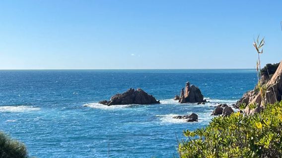 Lawatan Sehari Barcelona: Tossa + Blanes + Gunung Tibidabo