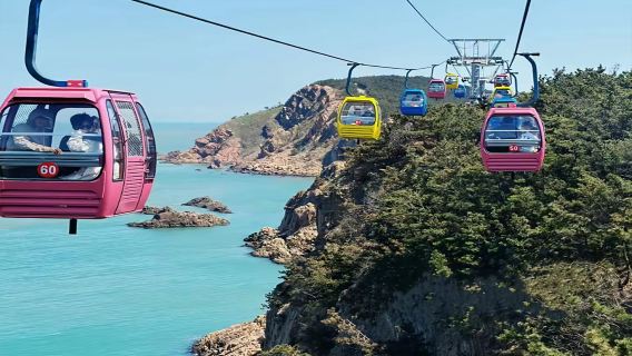 1-day tour to Weihai Motianling north cable car + Hailv Island + Blueways + Xianghai with light meal included