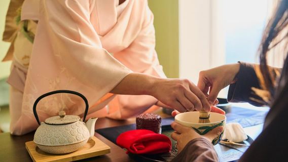 東京：茶道と日本の伝統的な和菓子