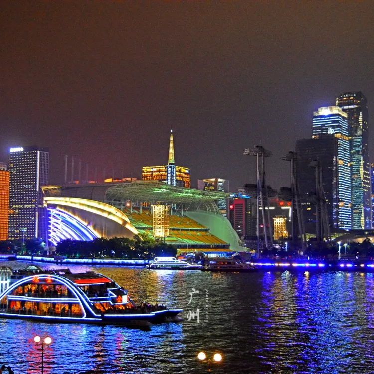 Guangzhou private night cruise Pearl River Night Cruise (VIP third