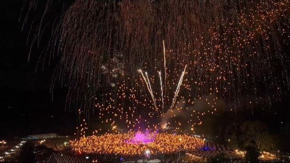 Tour notturno dei fuochi d'artificio di Capodanno a Chiang Mai 2026, Thailandia [CAD]