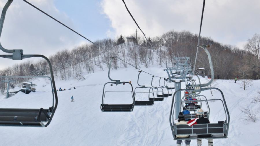 神戶六甲山滑雪場+有馬溫泉親子度假遊，玩雪/滑雪含入園門票