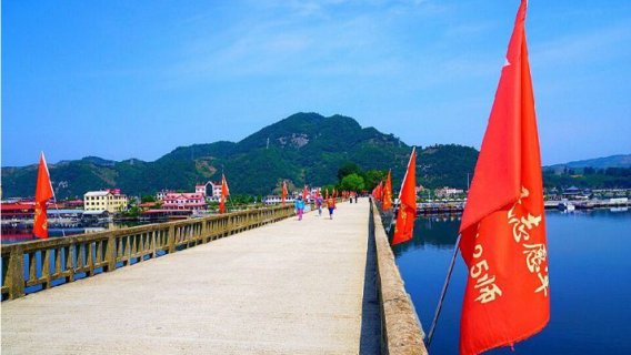 鳳城日遊