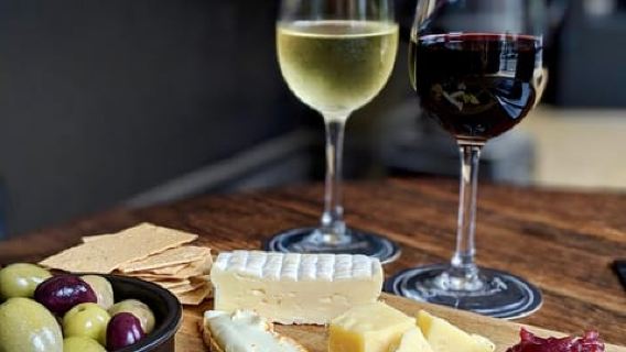 Hunter Valley Wine & Cheese Tasting Tour from Sydney