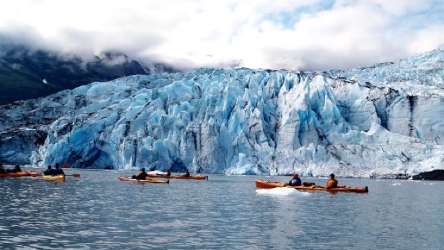발데즈: 모터보트 탑승이 포함된 슈프 빙하 카약 투어