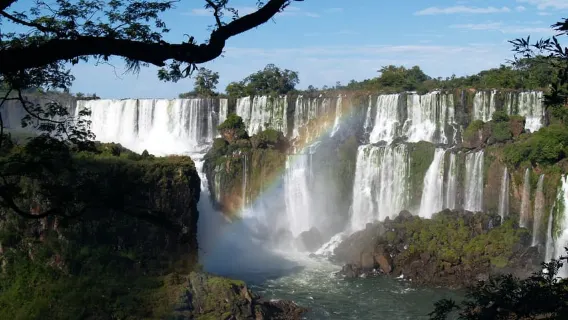 Buenos Aires: Cascate dell'Iguazú con giro in barca e volo facoltativo