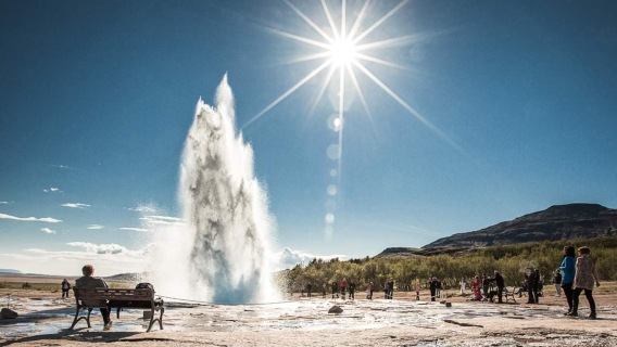 tour 1 ngày Vòng tròn vàng & suối nước nóng bí mật khởi hành từ Reykjavik Iceland (hỗ trợ khách hàng tiếng Trung + hướng dẫn viên tiếng Anh)