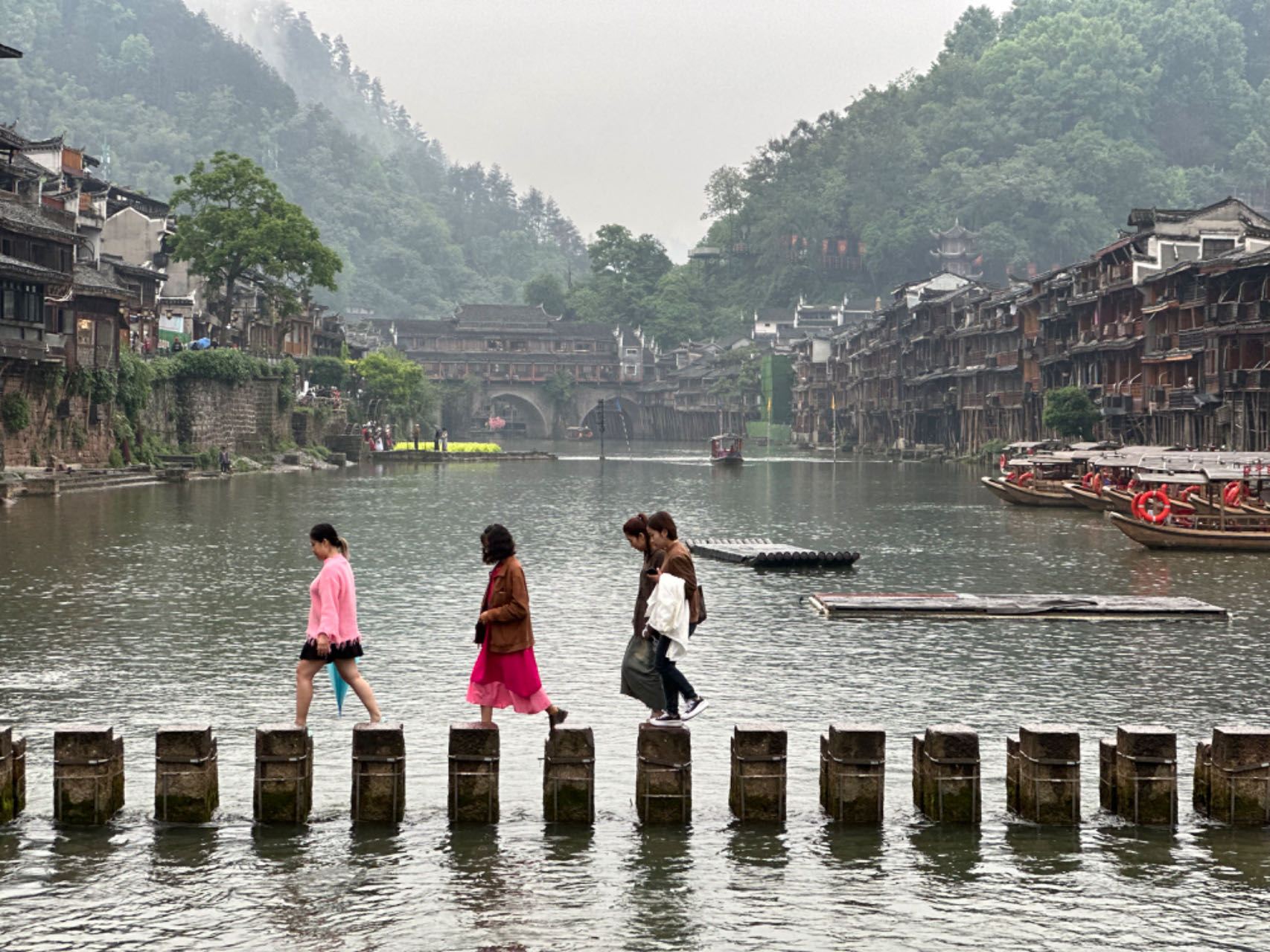 Zhangjiajie:1-Day Fenghuang Day Tour By Train