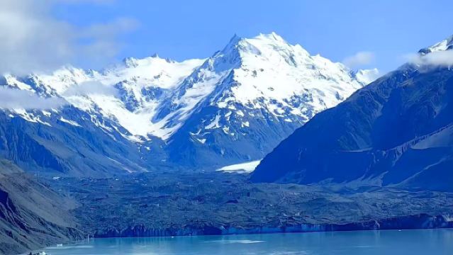 Queenstown Departure to Aoraki / Mount Cook Glacier - Private Customized Tour Across North and South Islands