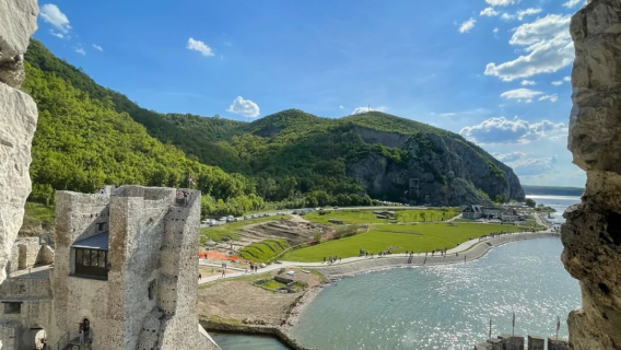 เซอร์เบีย เบลเกรด: ทัวร์ 1 วัน โกลูบัค + ประตูเหล็ก [ปรับเปลี่ยนกำหนดการเดินทางได้]