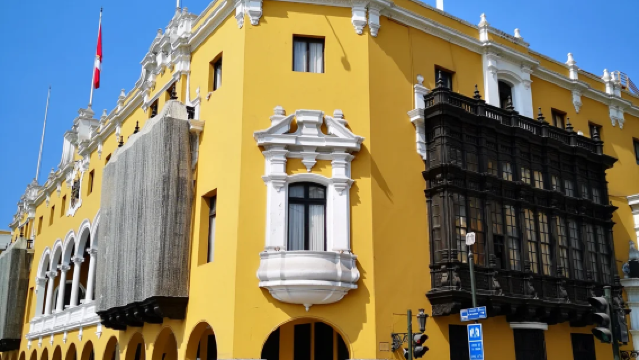 Lawatan sehari di Lima + Muzium Emas + Plaza de Armas + pemandu pelancong + termasuk makan + berlepas setiap hari