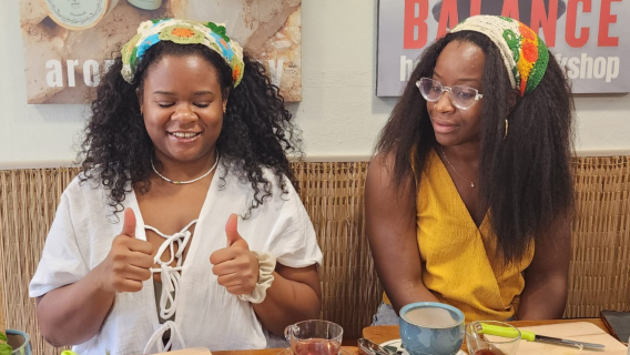 Atelier de mélange de thés aux herbes thaïlandaises authentiques