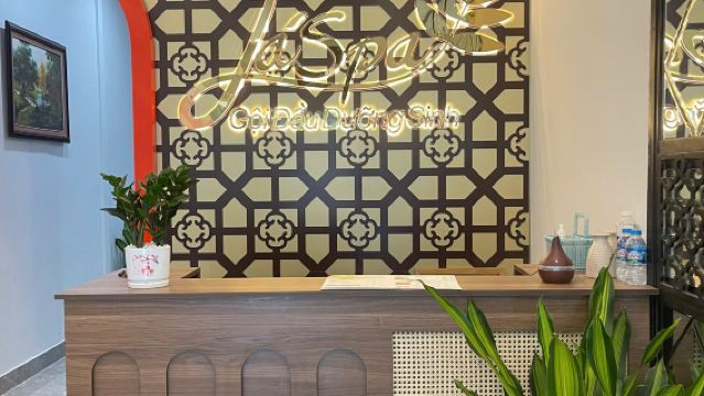 Champú nutritivo + Tratamiento facial 90 minutos