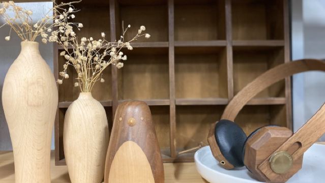 Eatwith Momentos para compartir - Shanghái - Experiencia de café y fabricación de artículos de cuero en el estudio de las alturas de Shanghái