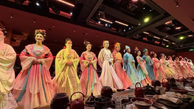 Gongyan Oriental Art (Ancient Chinese Performance, Imperial Audiovisual Feast, Immersive Aesthetic Dining, Han Culture Culinary Theater) with optional ancient costume change + exquisite makeup experience in Shanghai