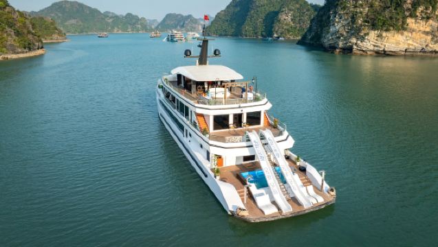 Hera Luxury Day Cruise | Explore Lan Ha Bay & Ha Long Bay | Water Slide and Kayaking