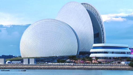 Guangzhou: Templo Ancestral de la Familia Chen - Yongqing Fang - Isla Shamian - Catedral del Sagrado Corazón - Torre de Guangzhou (Tour privado personalizado)