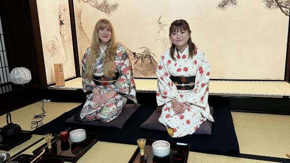 Jantar na Casa de Chá Histórica do Museu Nacional de Tóquio e Passeio de Matcha