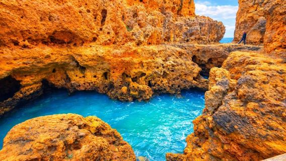 From Lisbon: Algarve Excursion + Boat Ride to Benagil Cave