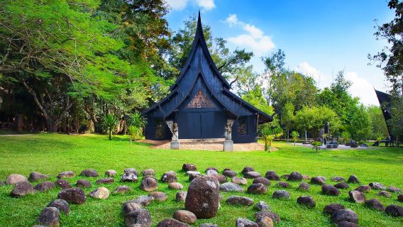 ทัวร์ 1 วัน เชียงราย พิพิธภัณฑ์บ้านดำ + วัดร่องขุ่น + วัดร่องเสือเต้น [ออกเดินทางจากเชียงใหม่]