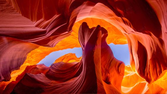 Antelope Canyon and Horseshoe Bend 1-day tour round-trip from Las Vegas