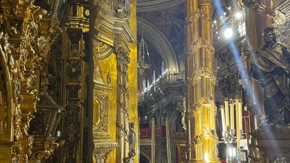 ทัวร์สเปน Alhambra + พระราชวัง Nasrid + Generalife ทัวร์วันเดียว/ทัวร์หลายวัน บริการภาษาอังกฤษ