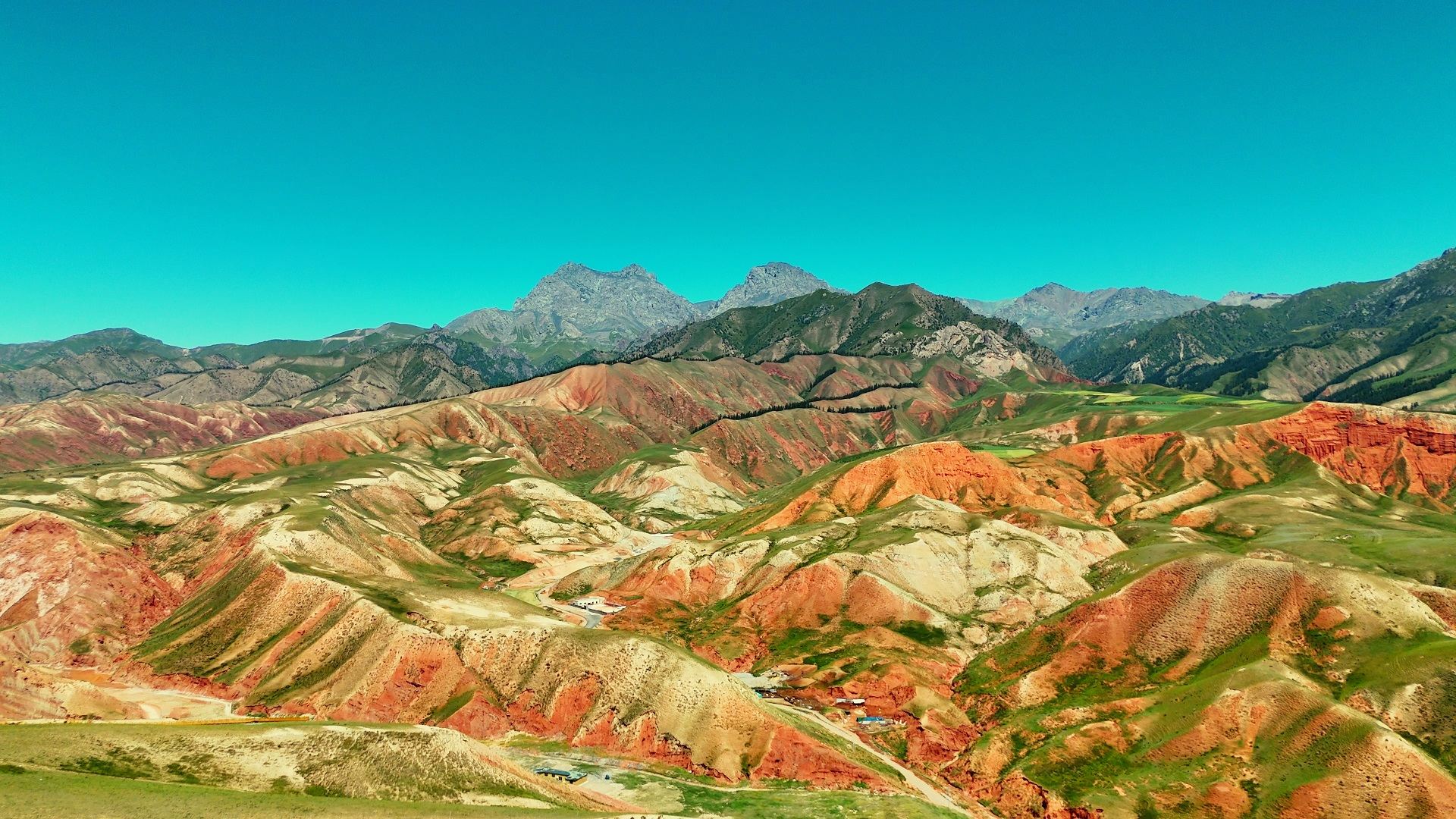崗什卡雪峰+祁連草原+卓爾山一日遊【上門可接送】