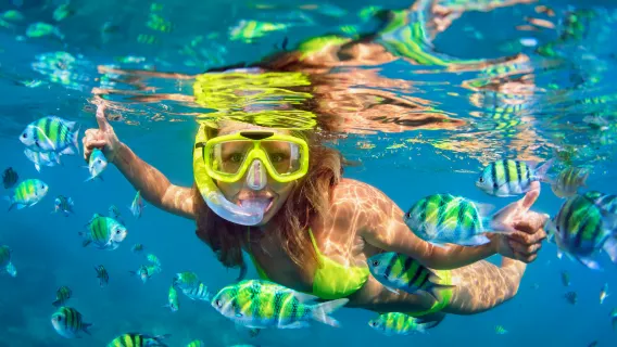 From Koh Chang: 4 Islands Snorkel & Beach Tour by Big Boat