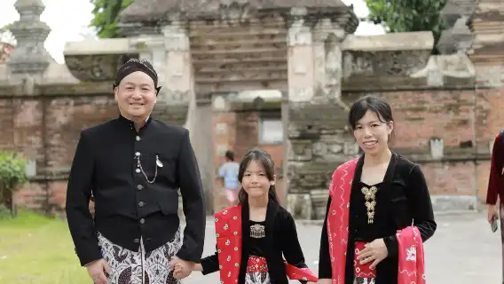 日惹文化遺產之旅與蠟染工作坊