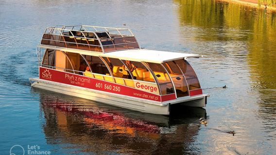 Krakow: Vistula River Cruise with Audio Guide & Panoramic Deck