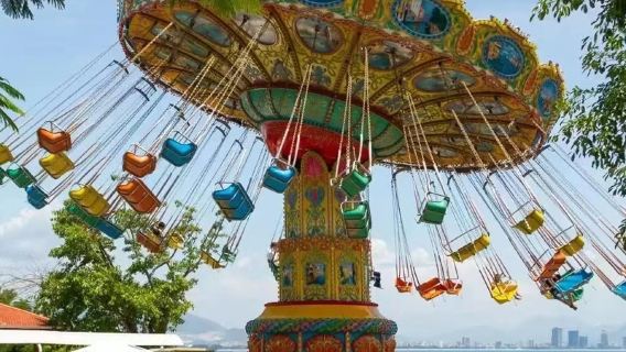 芽莊珍珠島遊樂園一日遊:異國迪士尼樂園+高空跨海纜車體驗