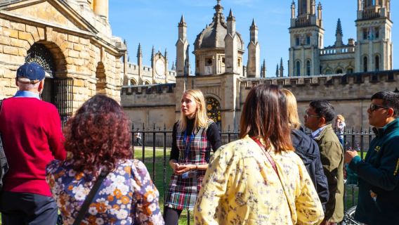 Oxford: tour privato a piedi con guida per ex studenti universitari