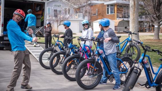 Boulder: E-Bike-Tour mit ortskundigem Guide (ab 14 Jahren)