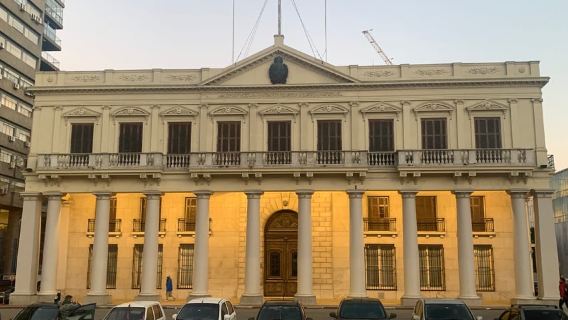 Montevideo: Tur Setengah Hari Lengkap dengan Pemandu dan 6 Perhentian