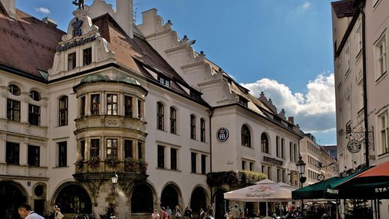 München: Food Tour Beer - 3 kleine Biere & Brotzeit auf DEUTSCH