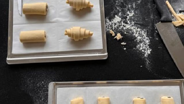 Paris: Croissant Baking Class with a Chef
