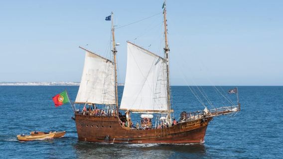 ปอร์ติเมา: ล่องเรือชมถ้ำเรือโจรสลัด