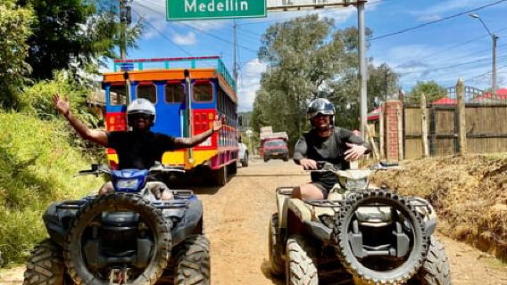 เมเดยิน: ทัวร์ขับรถ ATV ชม 3 ภูเขาและน้ำตก