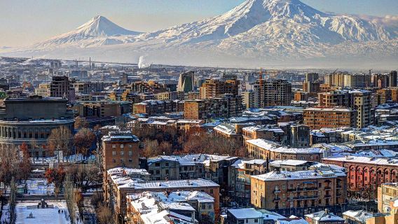 Yerevan Half-Day Tour: Republic Square + Megerian Carpet Museum + Soviet Club