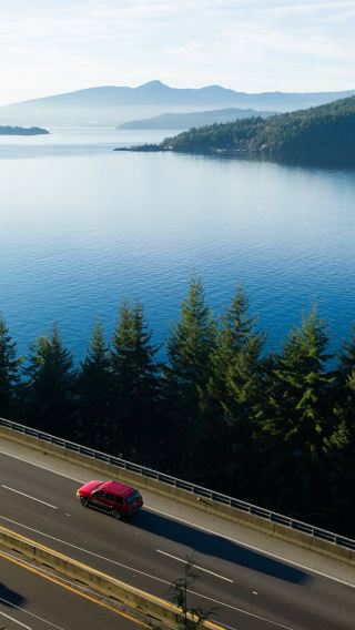 Sea To Sky Highway + Shannon Falls Provincial Park + Whistler round-trip 1-day tour