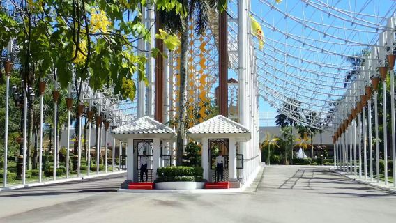 汶萊機場接送+接受酒店一日遊