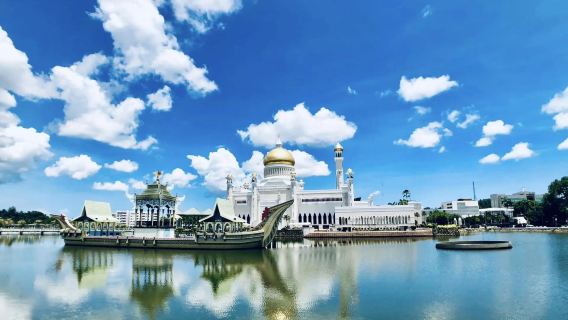 東南亞|汶萊傑米清真寺+水上村一日遊【20人起私人導覽】