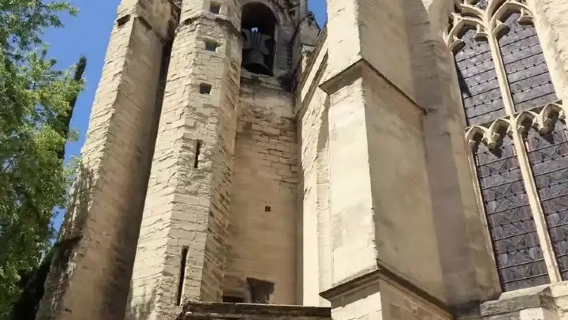 法國阿維尼翁城牆+教皇宮+鐘樓廣場-可訂製【中文包車自由行】