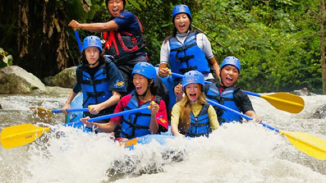 アユン川ラフティング+テラガ・ワジャ川ラフティング・バリで2時間のカヤック及びカヌー【バリ島ラフティング アユン川/テラガ・ワジャ川 T川から選択可能】