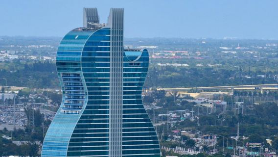 Guitar Hotel & Miami Gold Coast: 45-Minute Helicopter Tour from Ft. Lauderdale