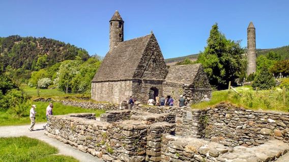 From Dublin: Glendalough & Wicklow Mountains Morning Tour